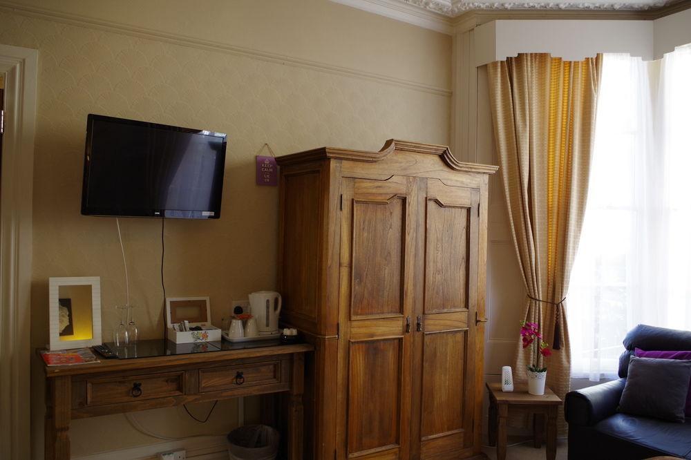 Sarnia Guest House (Adults Only) Weston-super-Mare Bagian luar foto