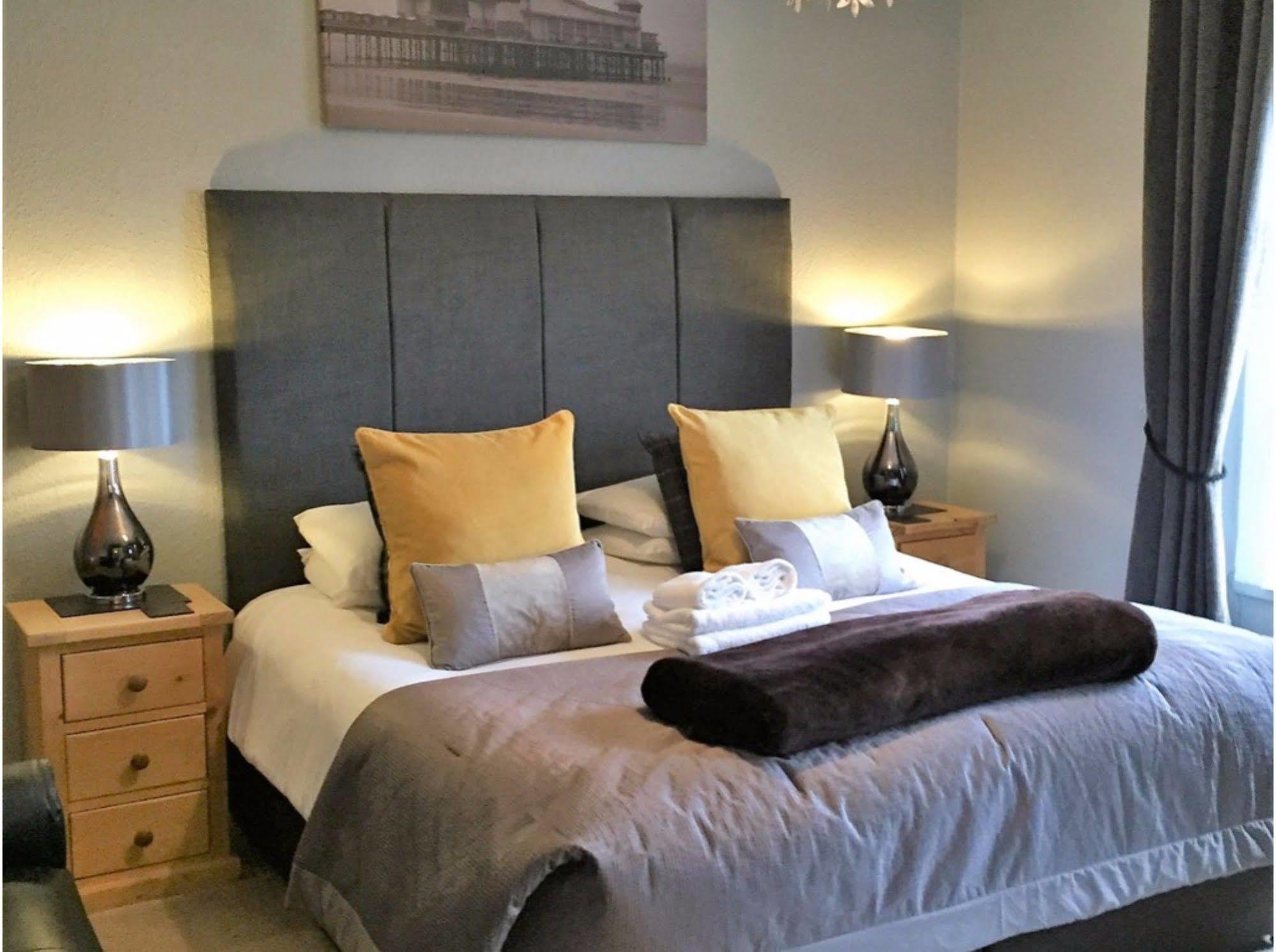Sarnia Guest House (Adults Only) Weston-super-Mare Bagian luar foto