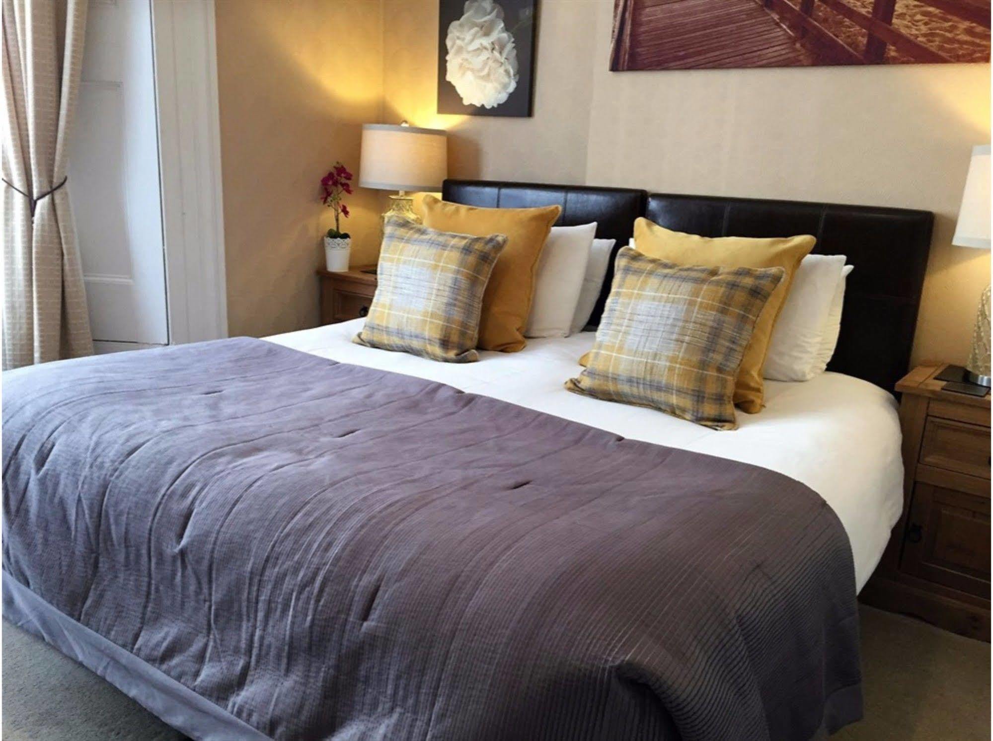 Sarnia Guest House (Adults Only) Weston-super-Mare Bagian luar foto